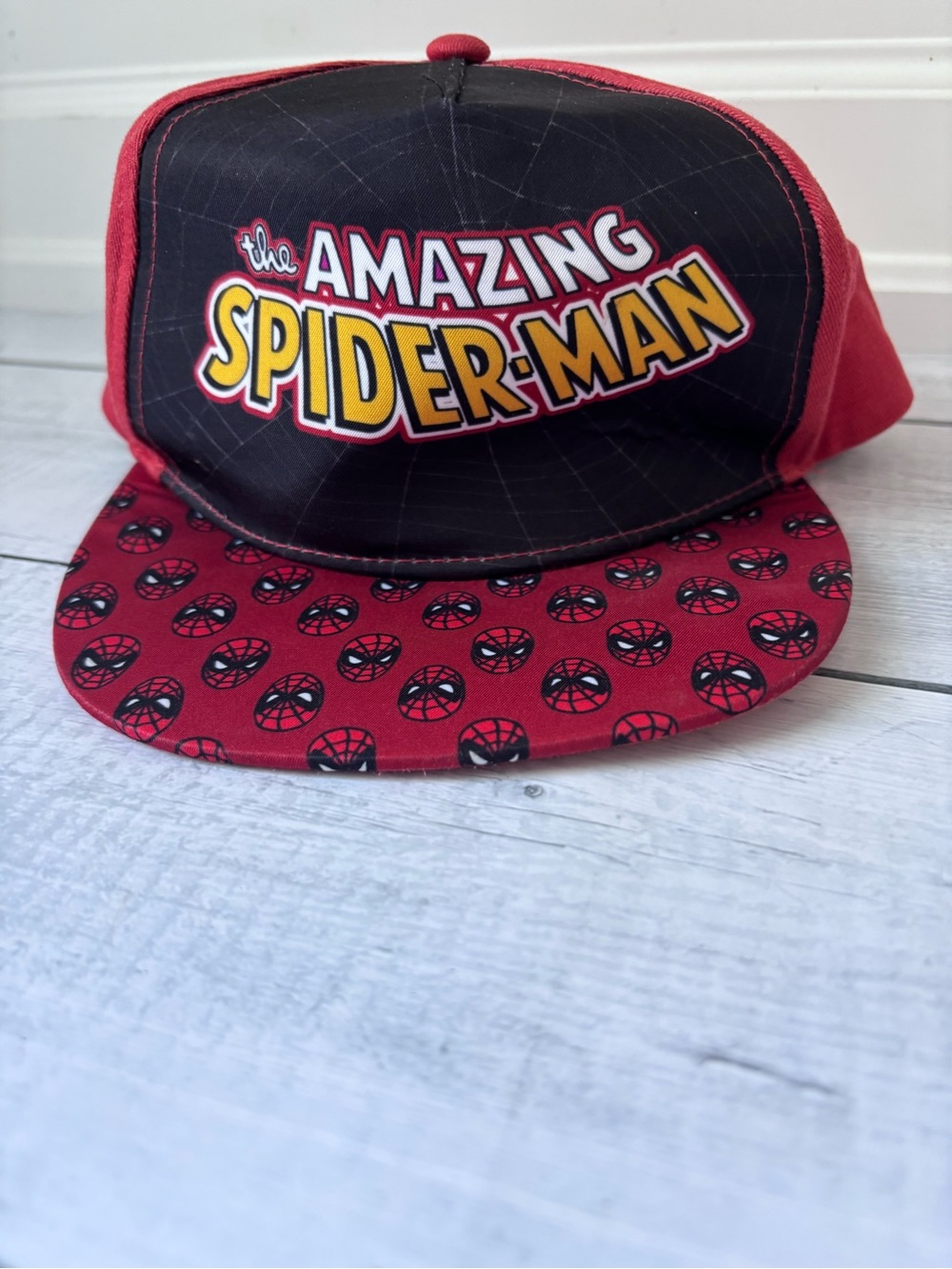 5/$25 Marvel The Amazing Spider-Man Red & Black Kids Snapback Hat